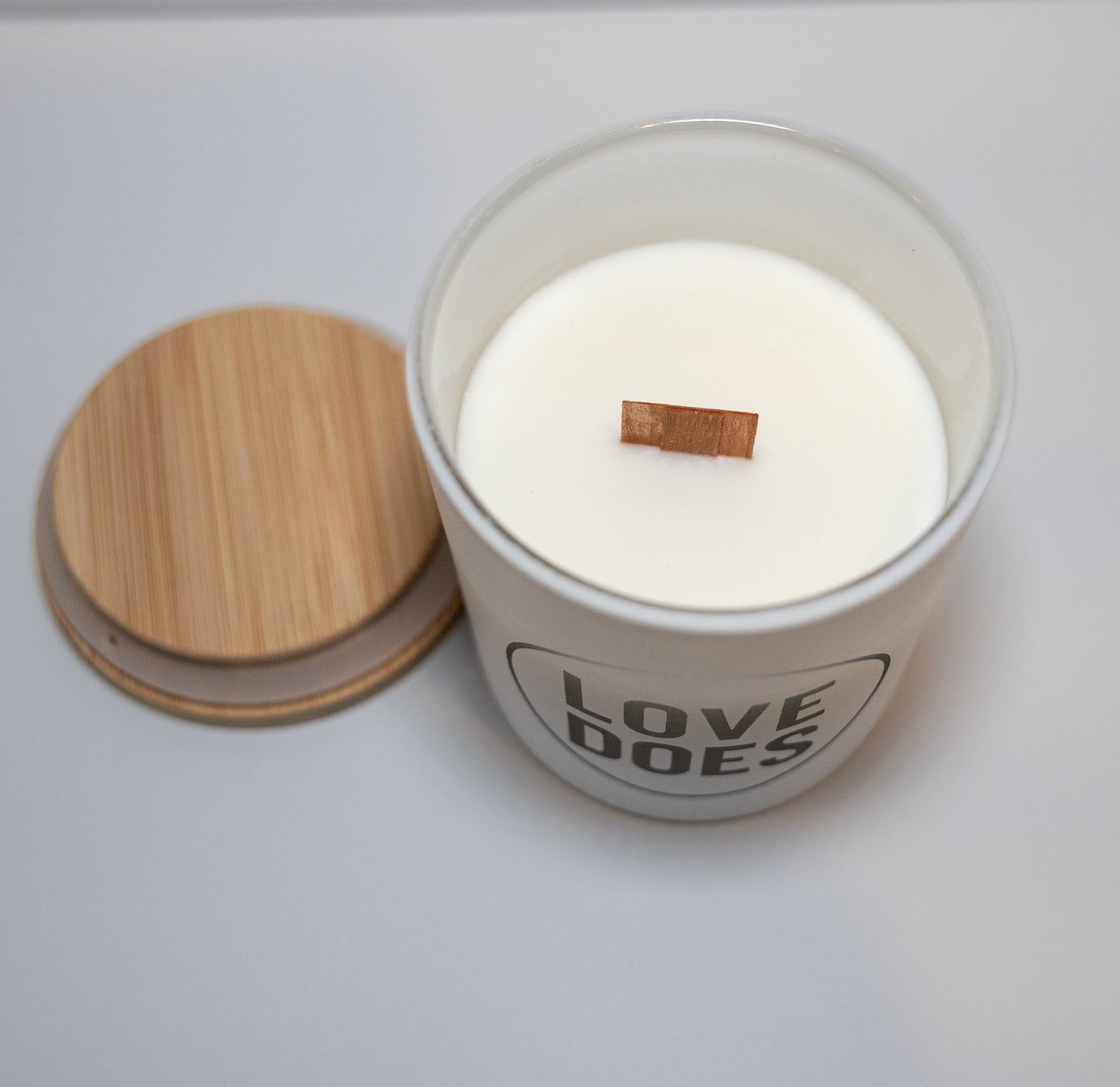 Logo Candle-White